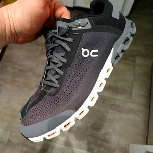 On Cloudflow New Generation Black/Asphalt